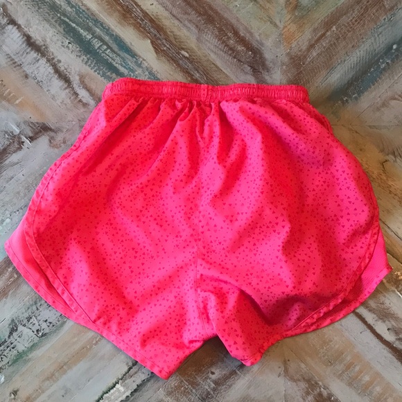 Nike shorts - Picture 2 of 3